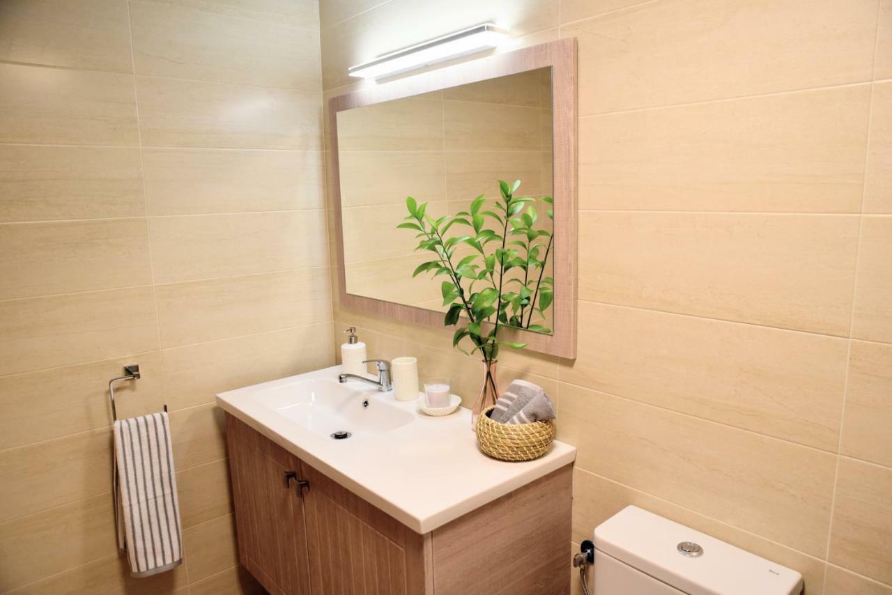 Homely Malaga Don Cristian Con Parking Privado Bagian luar foto