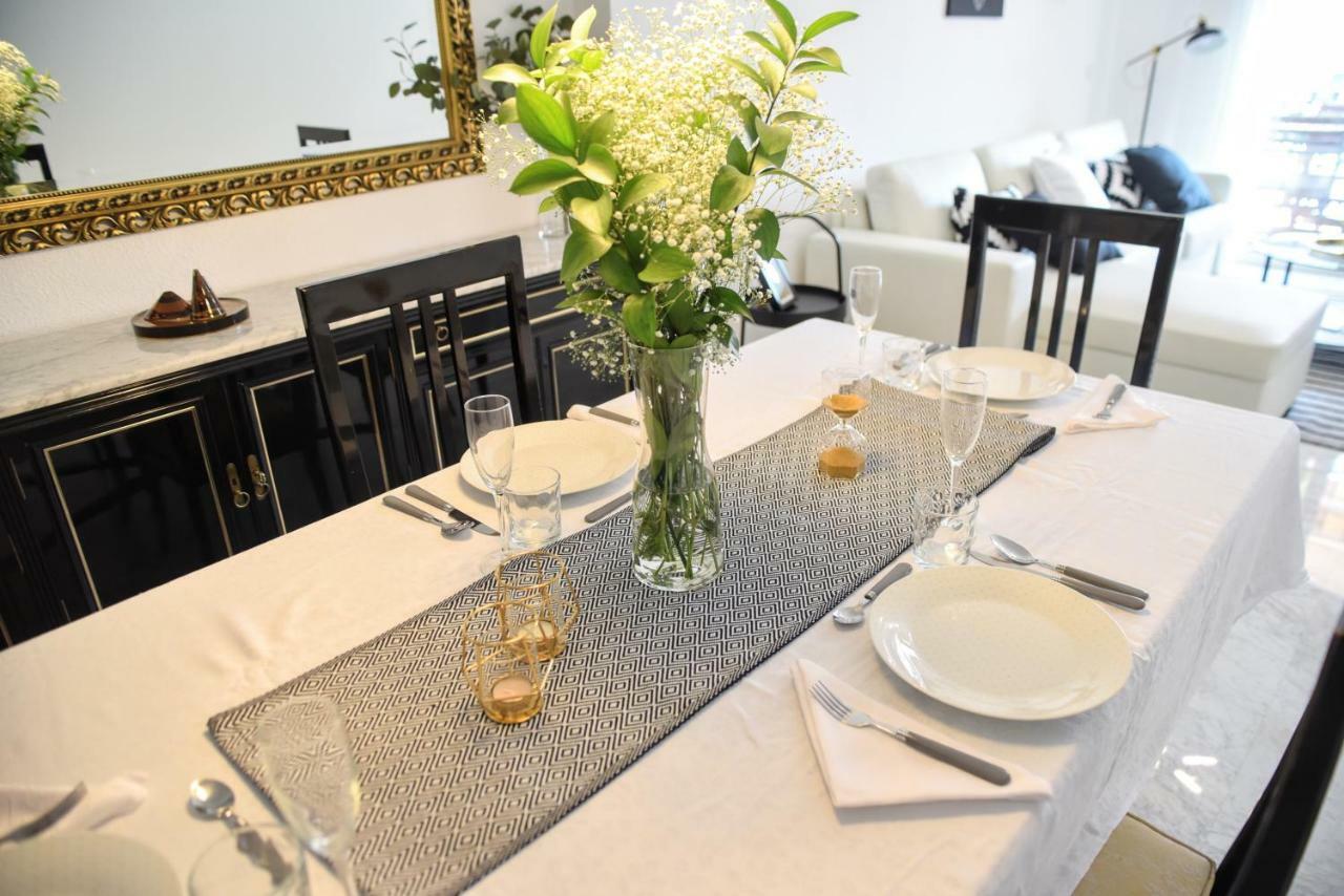 Homely Malaga Don Cristian Con Parking Privado Bagian luar foto